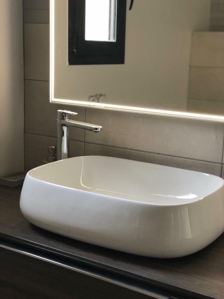 L Esprit Du Clain Chambres D Hotes Bandb De Standing Proches Du Futuroscope Golf Et Lac De St Cyr Naintre Экстерьер фото