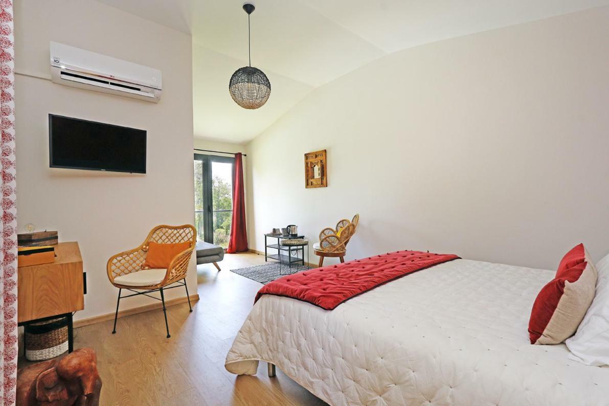 L Esprit Du Clain Chambres D Hotes Bandb De Standing Proches Du Futuroscope Golf Et Lac De St Cyr Naintre Экстерьер фото